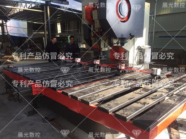 怎樣正確使用沖床送料機(jī)? 怎樣正確使用沖床送料機(jī)?